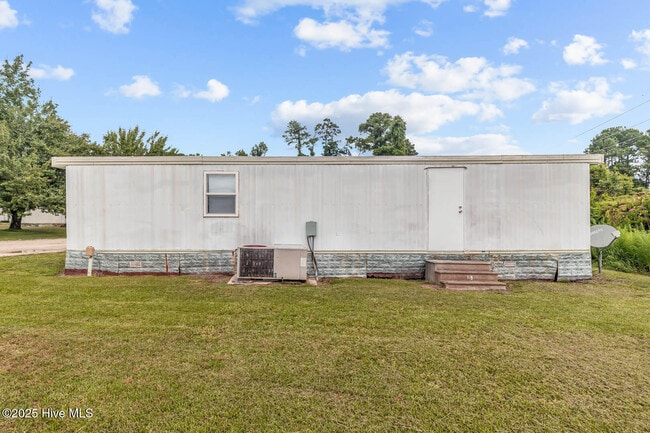 Building Photo - 1134 Old Maplehurst Rd