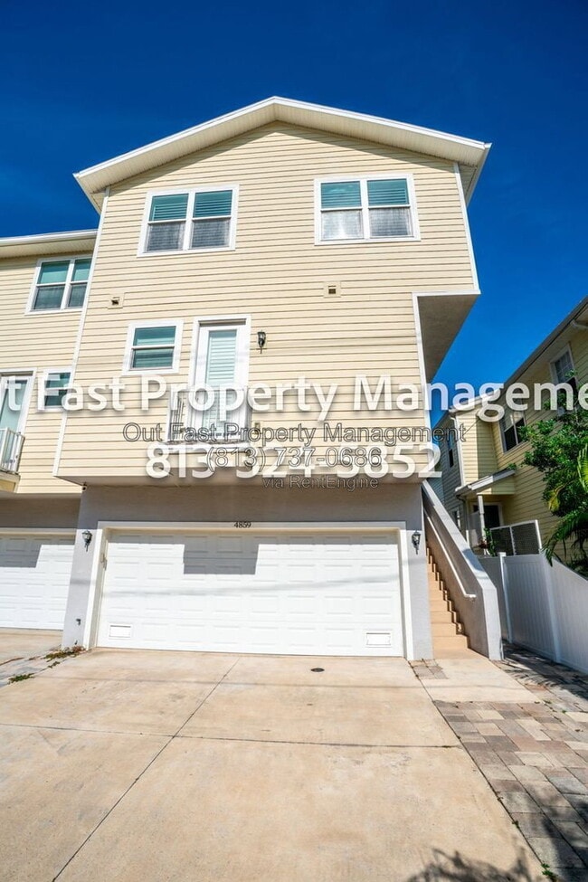Building Photo - 4859 W Prescott St