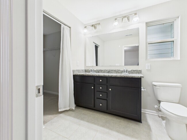 Building Photo - 5939 River Mdw Ct