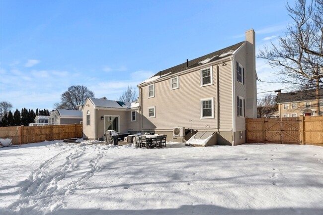 Building Photo - 55 Aborn Ave