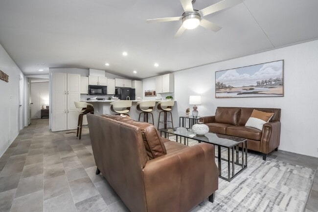 Building Photo - Brand New 3/2 Mobile Home in Kilgore's Newest Community!