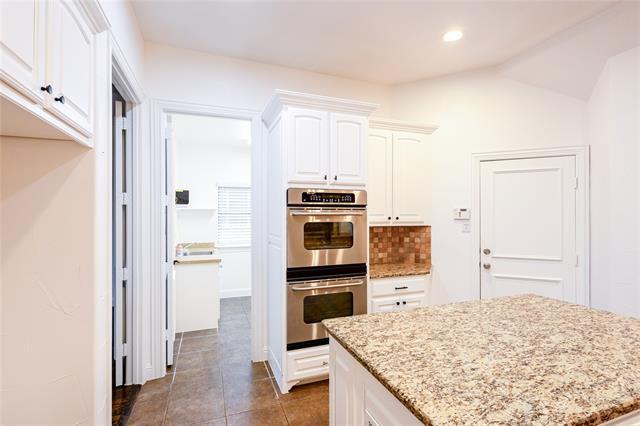 Building Photo - 2408 Lady of the Lake Blvd