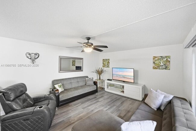 Building Photo - 3812 Jefferson St