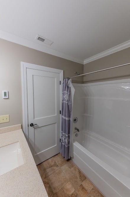 Building Photo - 211 Spicewood Dr