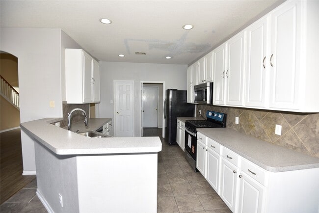 Building Photo - 9907 Up Country Ln