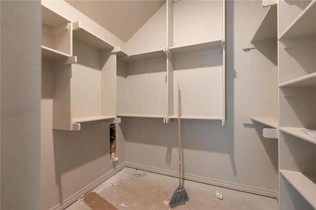 Building Photo - Brand NEW 3 Bedroom 2 Bathroom Home in Tuscany Lakes (Piedmont Schools) with Storm Shelter and Sp...
