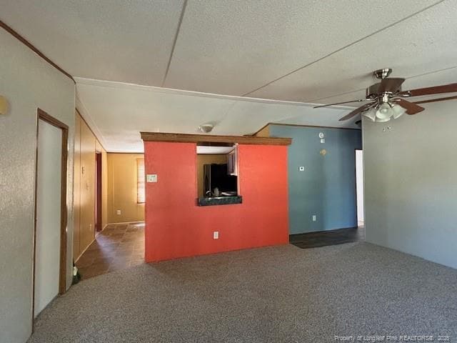Building Photo - 930 Island Grove Rd