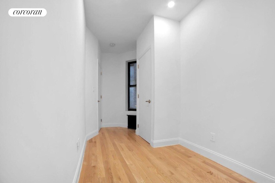 Building Photo - 317 E 89th St
