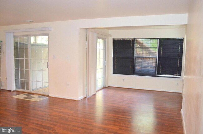 Building Photo - 6863 Drifton Ct