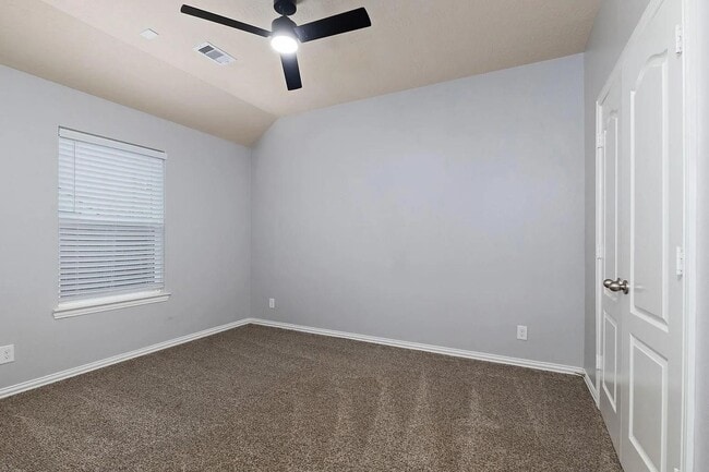 Building Photo - 16007 David Hill Ln
