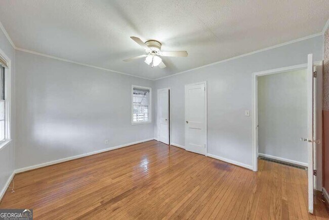 Building Photo - 60 Delmont Dr NE