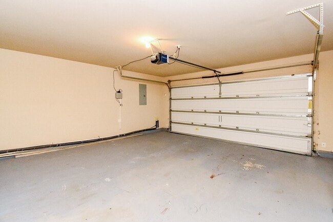 Building Photo - 10310 Rouken Glen Ct.