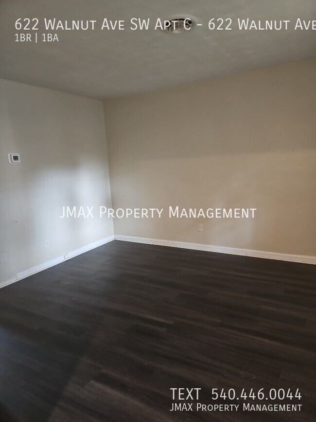Building Photo - 622 Walnut Ave SW Apt C
