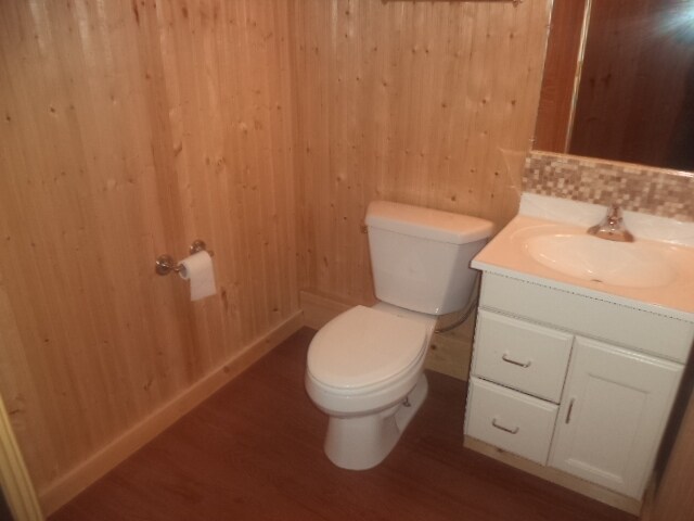 Building Photo - 561 Yosemite Ave