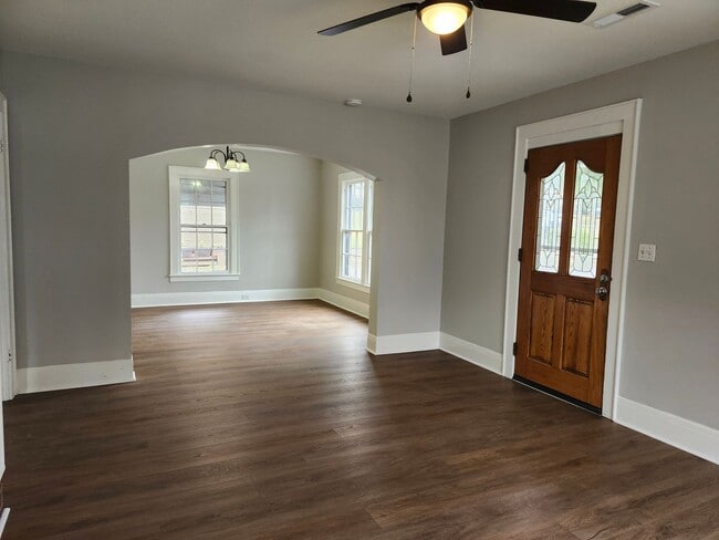 Building Photo - Coming in February - 3 bedroom 2 bath home in Belvoir Area in Brainerd/East Ridge, TN