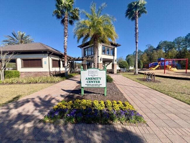 Building Photo - 630 Glendale Ln