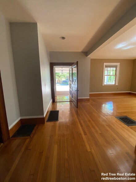 Building Photo - 26 Kilsyth Rd