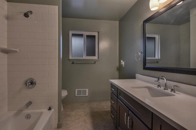 Building Photo - North Beacon Hill House - 2 bedrooms