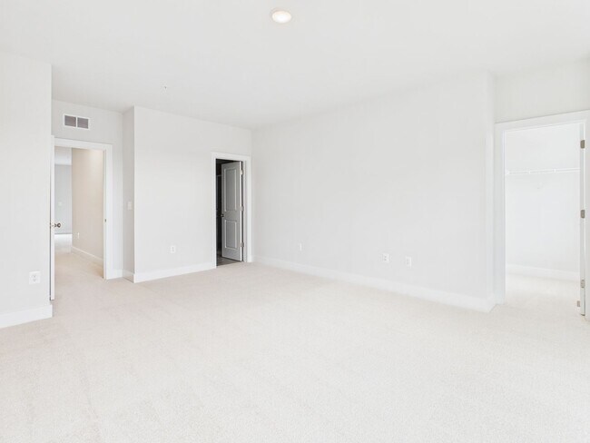 Building Photo - 5320 Wyndham Forest Dr