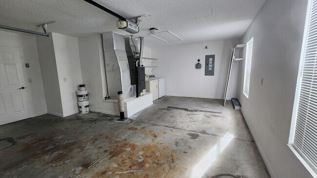 Building Photo - Village of Ashland