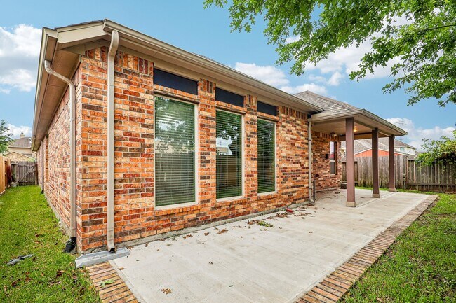 Building Photo - 4850 Palomar Ln