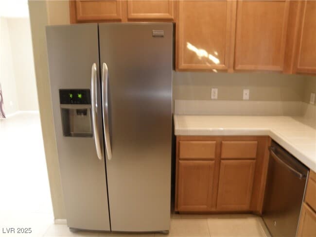 Building Photo - 1004 Appaloosa Hills Ave