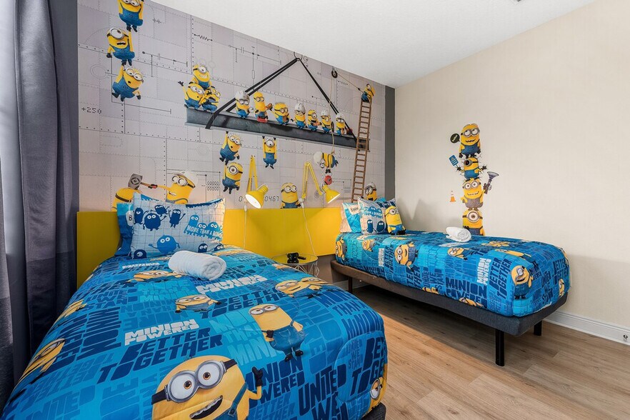 Building Photo - 421 Burma St