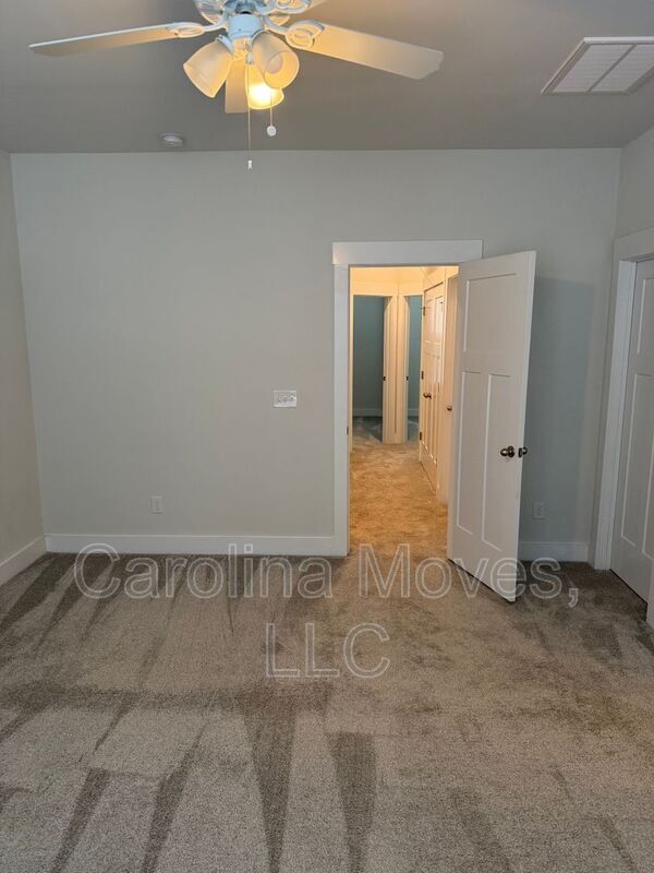 Building Photo - 57 Millside Cir