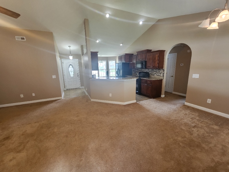 Building Photo - 2803 Green Pond Cir