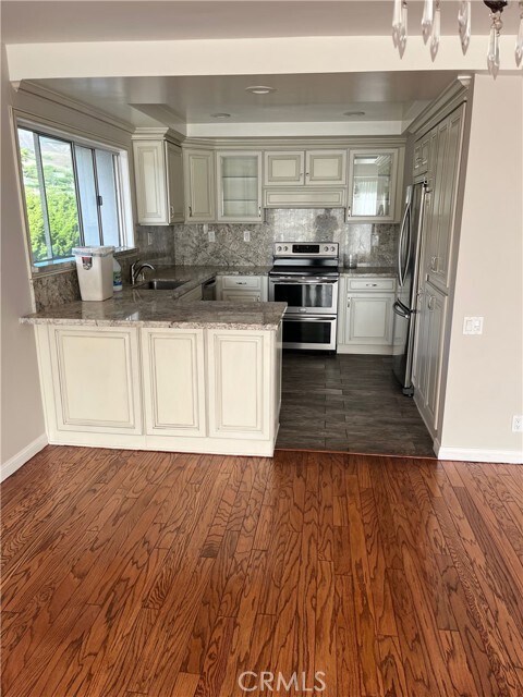 Building Photo - 32653 Seagate Dr