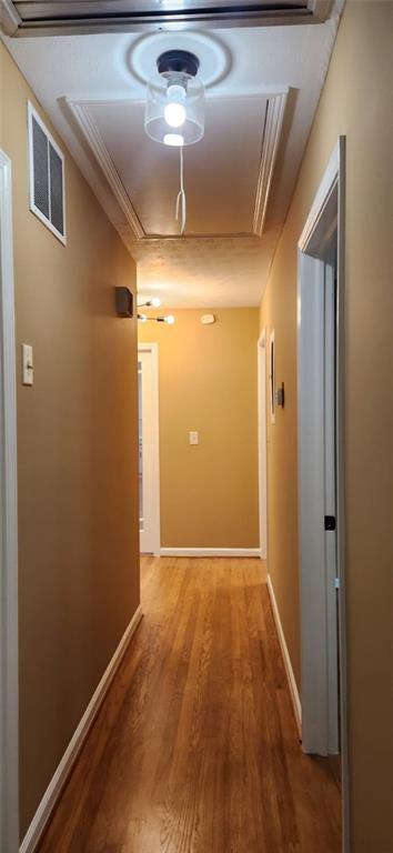 Building Photo - 348 Pine Forest Dr