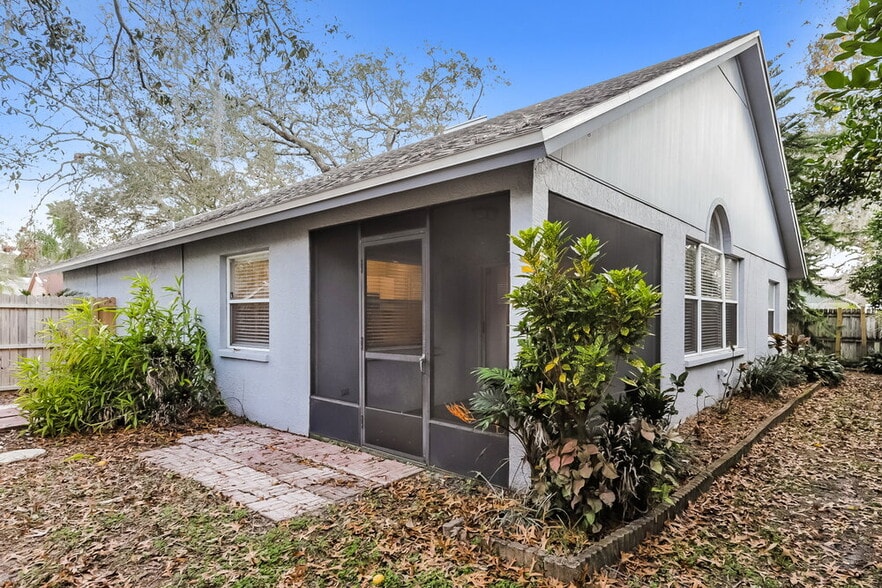 Building Photo - 4021 Quail Briar Dr