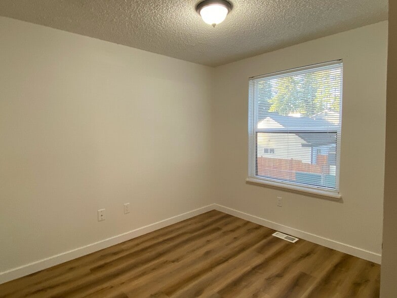 Building Photo - 26615 188th Ave SE