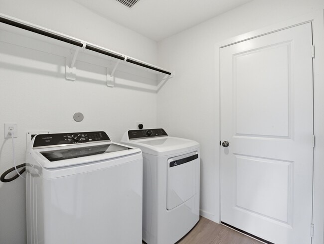 Building Photo - 6323 Geyser Starish Dr