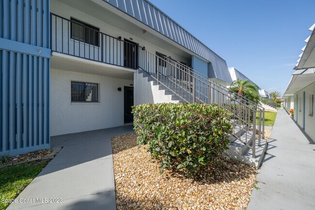 Building Photo - 205 S Banana River Blvd