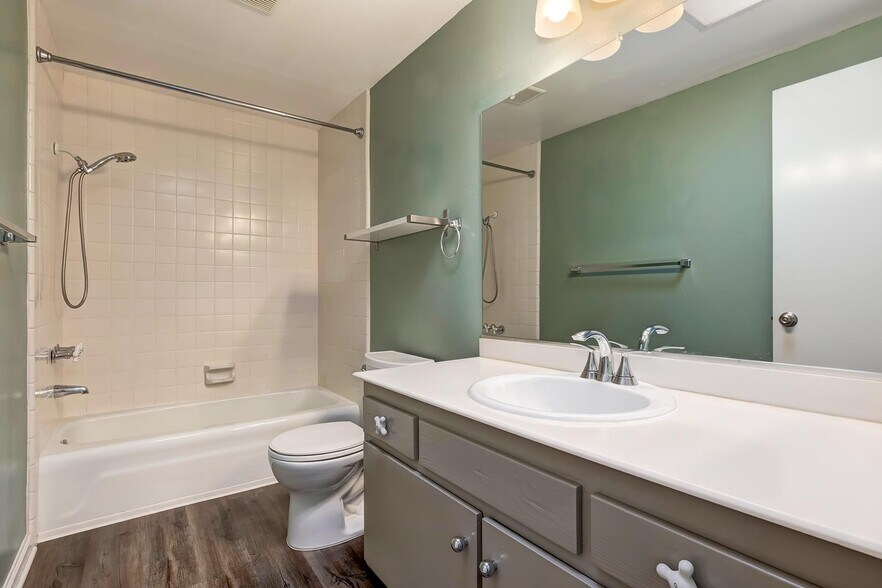 Building Photo - 13011 Mindanao Way