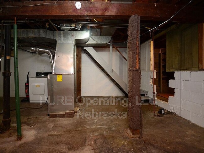 Building Photo - 342 N 36th Ave