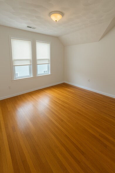 Building Photo - 45 Almont St