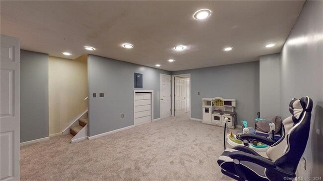Building Photo - 3 Sterling Pl