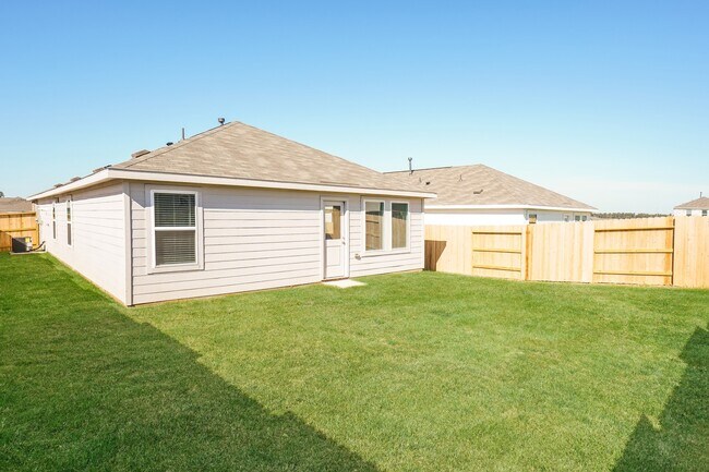 Building Photo - 737 Magnolia Creek Dr