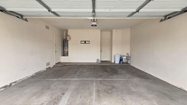 Building Photo - 13395 S 176th Ln