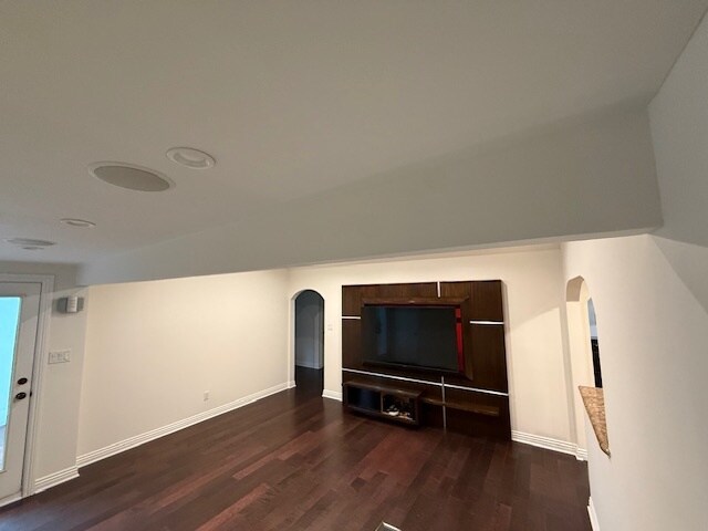 Building Photo - 4635 Cartwright Ave