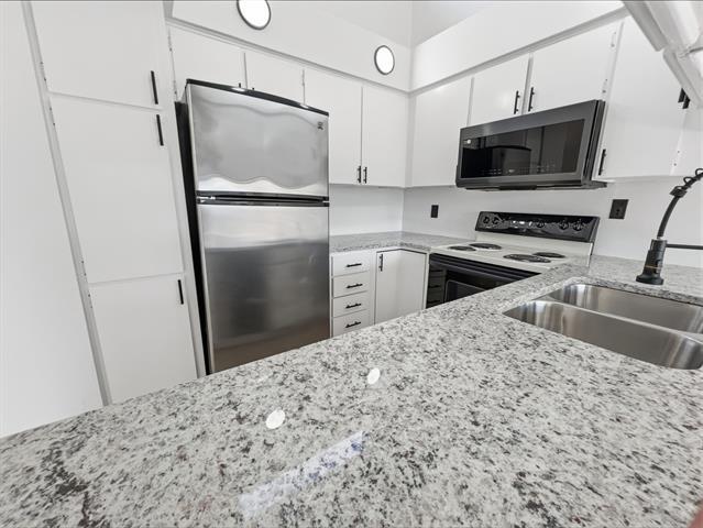 Building Photo - 3707 Miles St