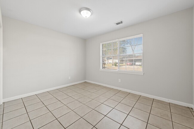 Building Photo - 11218 Rebel Rd