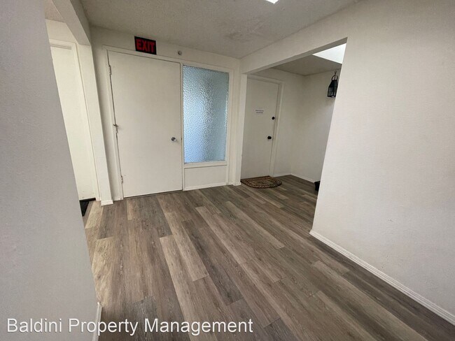 Building Photo - 3 br, 1.5 bath House - 2360 Greendale Drive