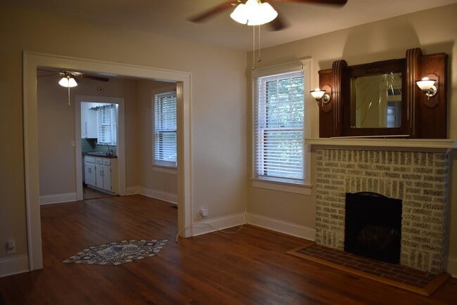 Building Photo - 326 Milledge Rd