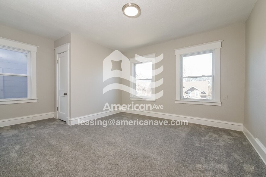 Building Photo - 3929 S Benton Ave