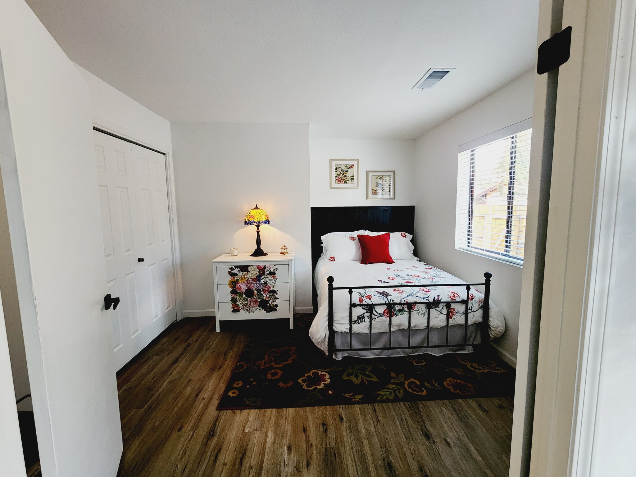 Guest Bedroom 1 - 155 S Canyon Diablo Rd