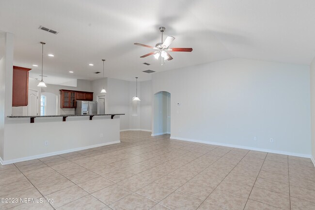 Building Photo - 3220 Deer Creek Dr