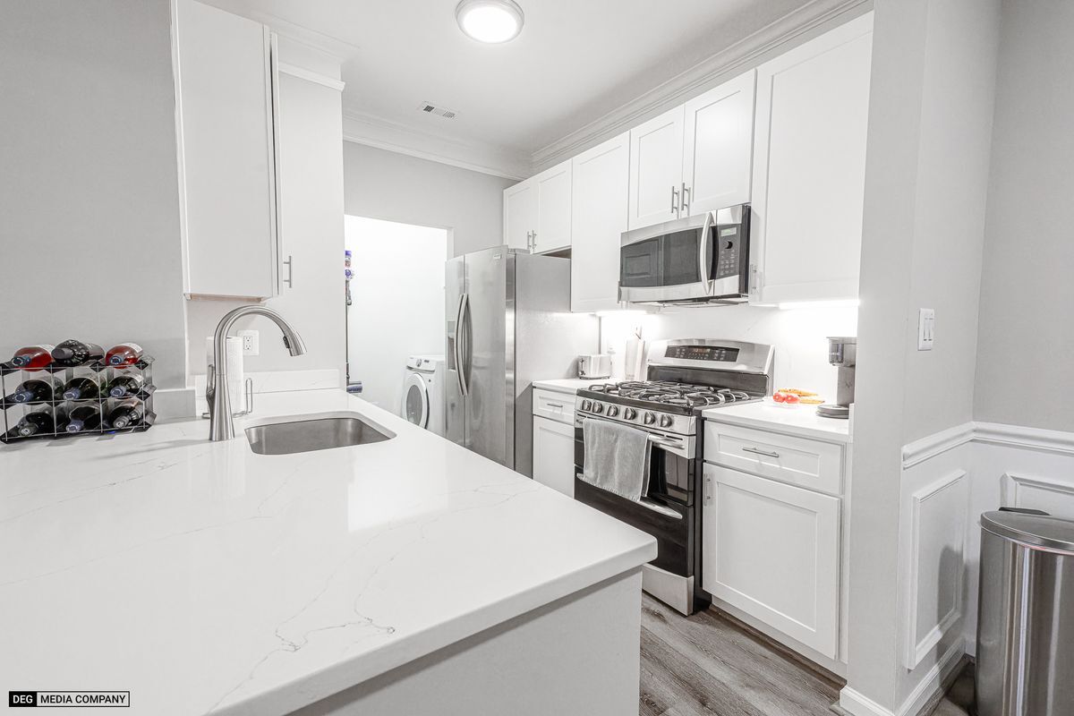 Building Photo - 502 Sunset View Terrace SE